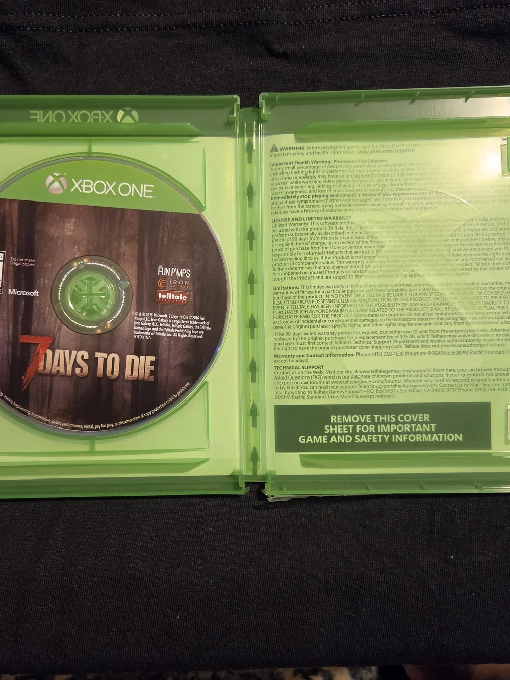 Microsoft Xbox One 7 Days to Die - Green Case with Red Logo